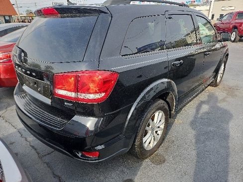 Used 2014 Dodge Journey SXT w/ Quick Order Package 28C image 2