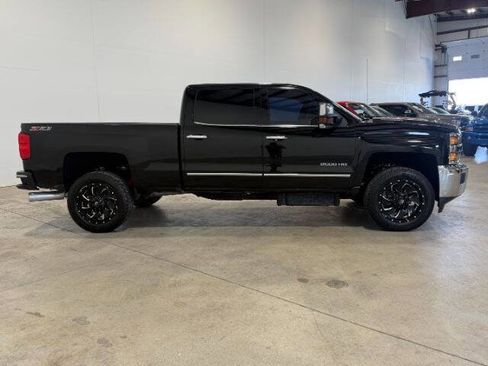 Used 2016 Chevrolet Silverado 2500 LTZ w/ Duramax Plus Package image 7