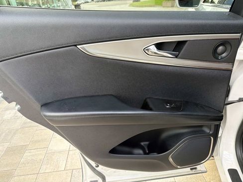 Used 2019 Lincoln Nautilus Reserve AWD/4WD image 18