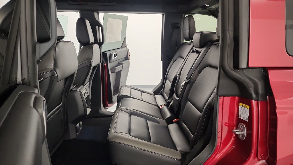 New 2026 Ford Bronco Outer Banks AWD/4WD image 29