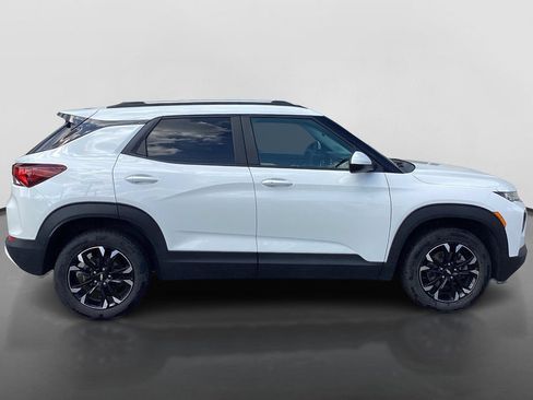 Used 2023 Chevrolet TrailBlazer LT AWD/4WD image 4