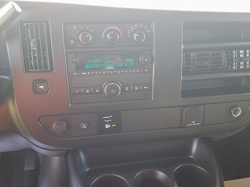 Used 2023 GMC Savana 2500 w/ Driver Convenience Package image 13