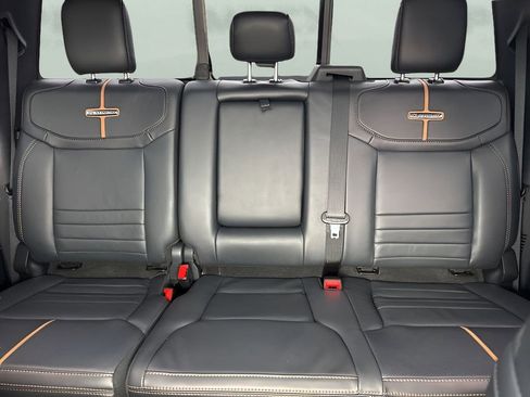 Used 2023 Ford F350 Platinum image 13