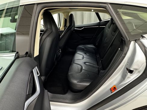 Used 2013 Tesla Model S image 12