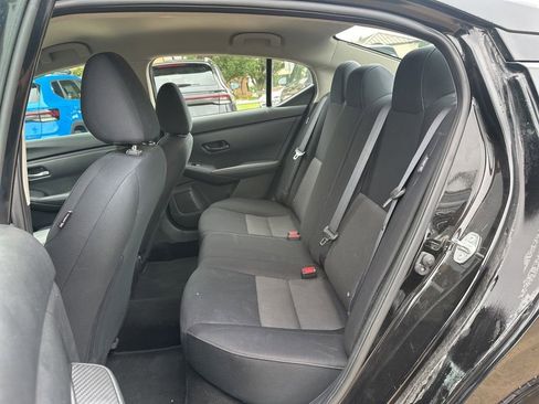 Used 2024 Nissan Sentra SV FWD image 12