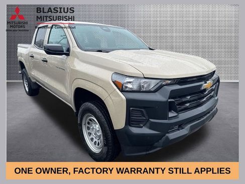Used 2024 Chevrolet Colorado W/T RWD image 1