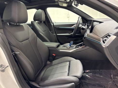 Used 2023 BMW i4 eDrive40 w/ Premium Package image 43
