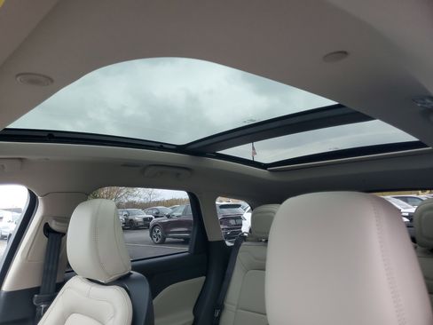 New 2026 Lincoln Corsair Reserve w/ Jet Appearance Package image 11