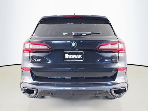 Used 2022 BMW X5 xDrive40i w/ M Sport Package AWD/4WD image 6