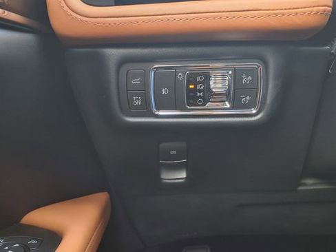 Used 2022 Lincoln Nautilus Black Label image 29