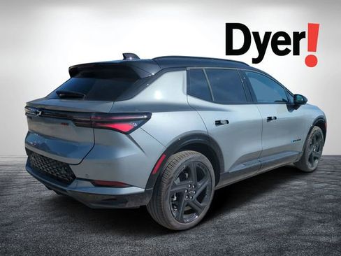 New 2026 Chevrolet Equinox EV RS image 3