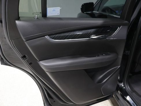 Used 2021 Cadillac XT6 Premium Luxury image 20