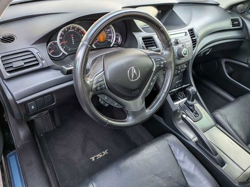 Used 2014 Acura TSX w/ Technology Package image 2