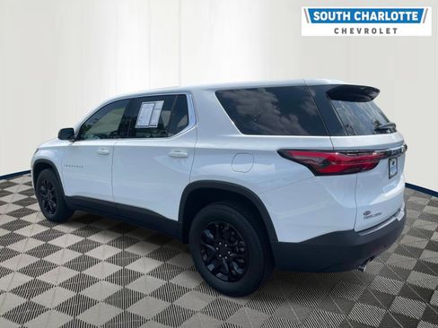 Used 2023 Chevrolet Traverse LS FWD image 6