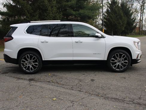 New 2026 GMC Acadia Denali Ultimate w/ LPO, All-Weather Package image 8