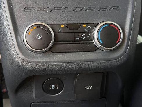 Certified 2026 Ford Explorer Active w/ Active Comfort Package RWD image 36