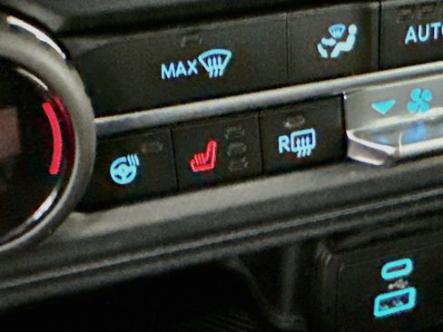Used 2025 Ford Bronco Raptor AWD/4WD image 21