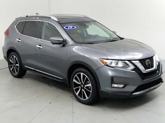 Used 2019 Nissan Rogue SL w/ Premium Package image 1