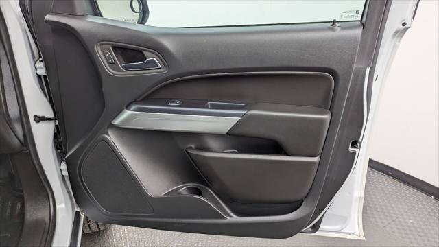 Used 2022 Chevrolet Colorado LT w/ Fleet Safety Package RWD image 17