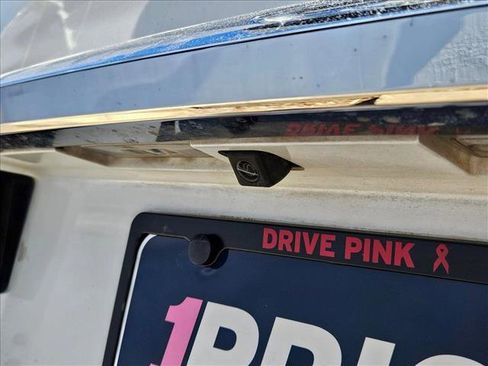 Used 2018 Lexus GX 460 w/ Preferred Accessory Package image 8