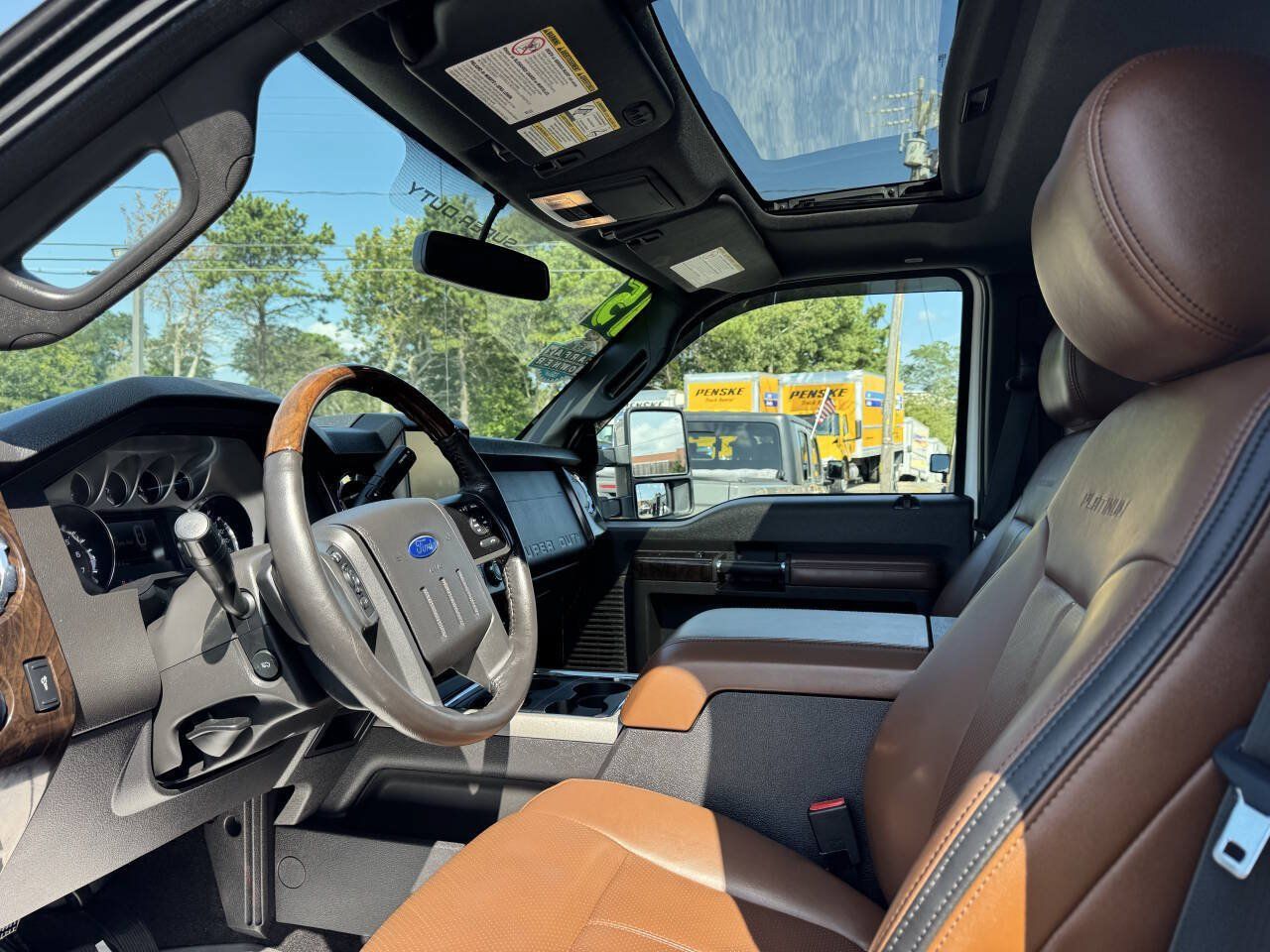 Used 2015 Ford F250 Platinum w/ FX4 Off-Road Package AWD/4WD image 20