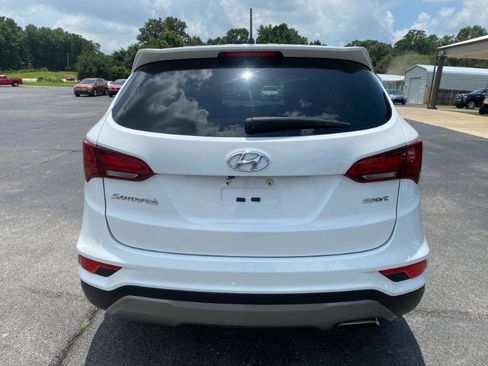Used 2018 Hyundai Santa Fe Sport FWD image 9