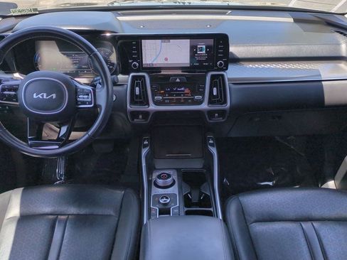 Certified 2023 Kia Sorento EX AWD/4WD image 21