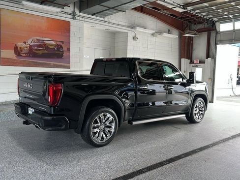 Used 2024 GMC Sierra 1500 Denali w/ Denali Reserve Package image 4