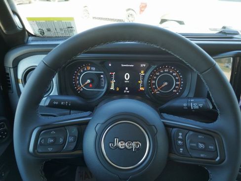 New 2026 Jeep Gladiator Sport AWD/4WD image 20