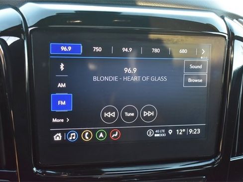 Certified 2023 Chevrolet Traverse Premier w/ Redline Edition image 33