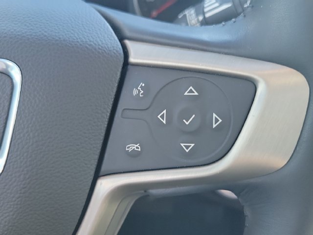 Used 2020 GMC Terrain Denali w/ Denali Premium Package FWD image 26