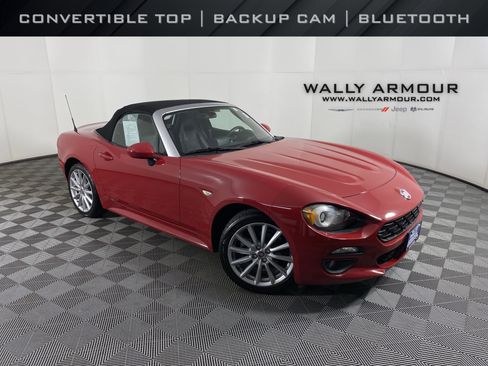 Used 2017 FIAT 124 Spider Lusso image 1