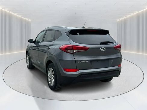 Used 2016 Hyundai Tucson SE w/ Option Group 02 FWD image 7