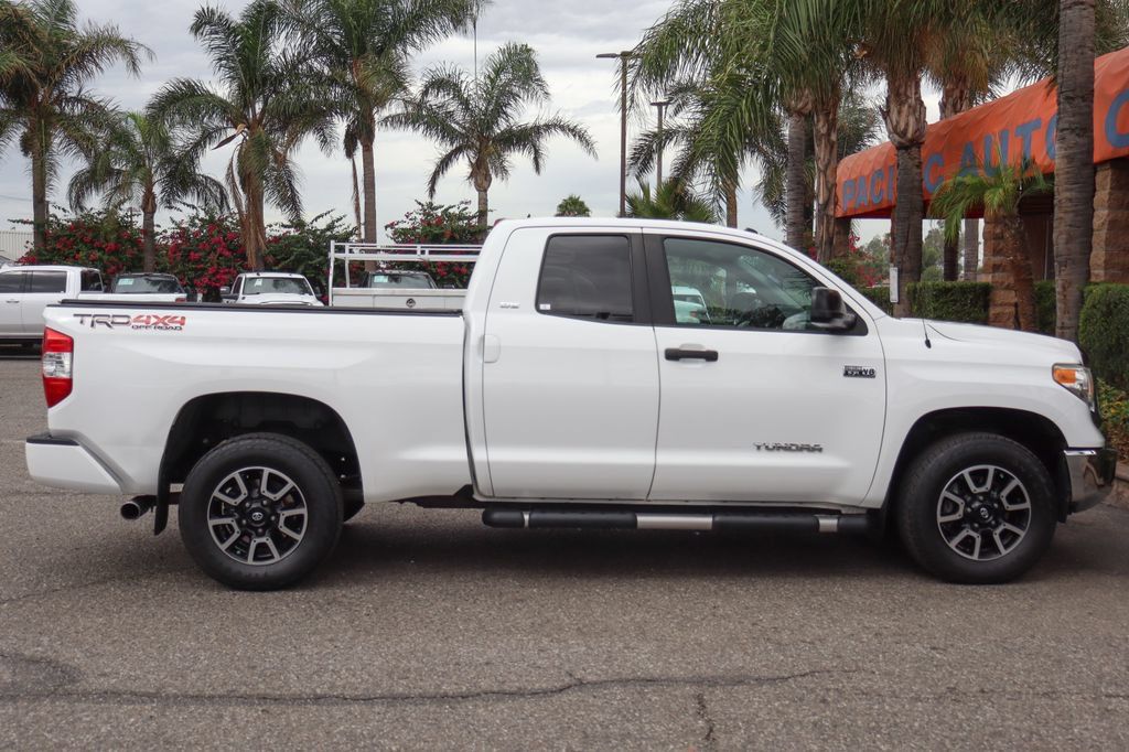 Used 2016 Toyota Tundra SR5 w/ TRD Off Road Package AWD/4WD image 11