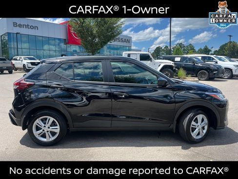 Certified 2025 Nissan Kicks Play S FWD image 3
