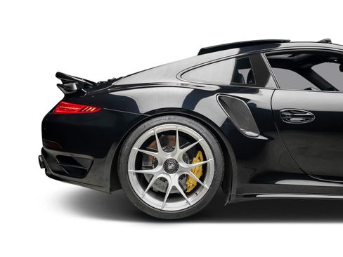 Used 2015 Porsche 911 Turbo S AWD/4WD image 32