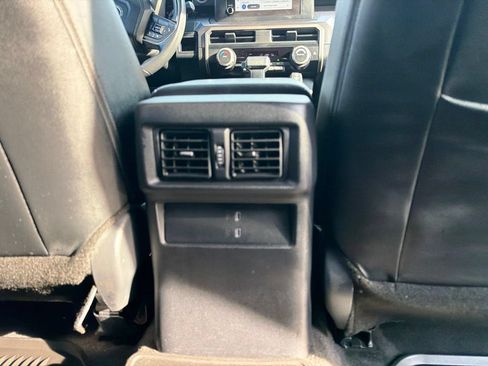 Certified 2025 Toyota 4Runner SR5 AWD/4WD image 16