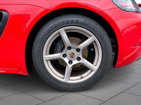 Used 2022 Porsche 718 Boxster image 10