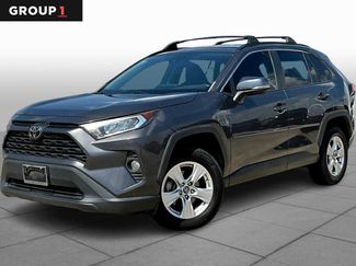Used 2020 Toyota RAV4 XLE image 1