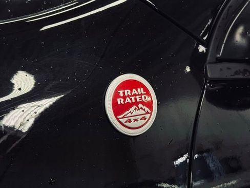 Certified 2022 Jeep Cherokee Trailhawk w/ Comfort/Convenience Group image 3