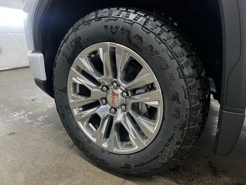 New 2026 GMC Sierra 1500 Denali image 13