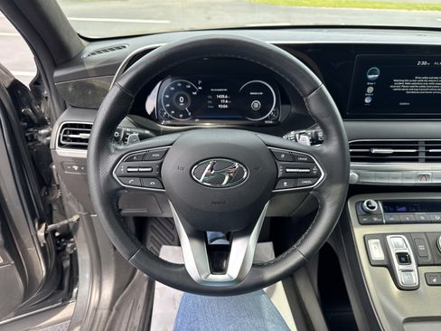 Used 2022 Hyundai Palisade Calligraphy w/ Cargo Package FWD image 17