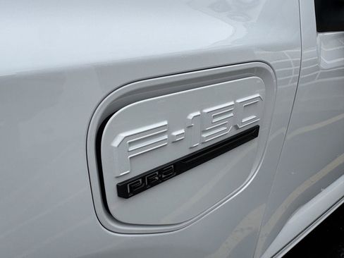 Used 2022 Ford F150 Lightning Pro AWD/4WD image 8