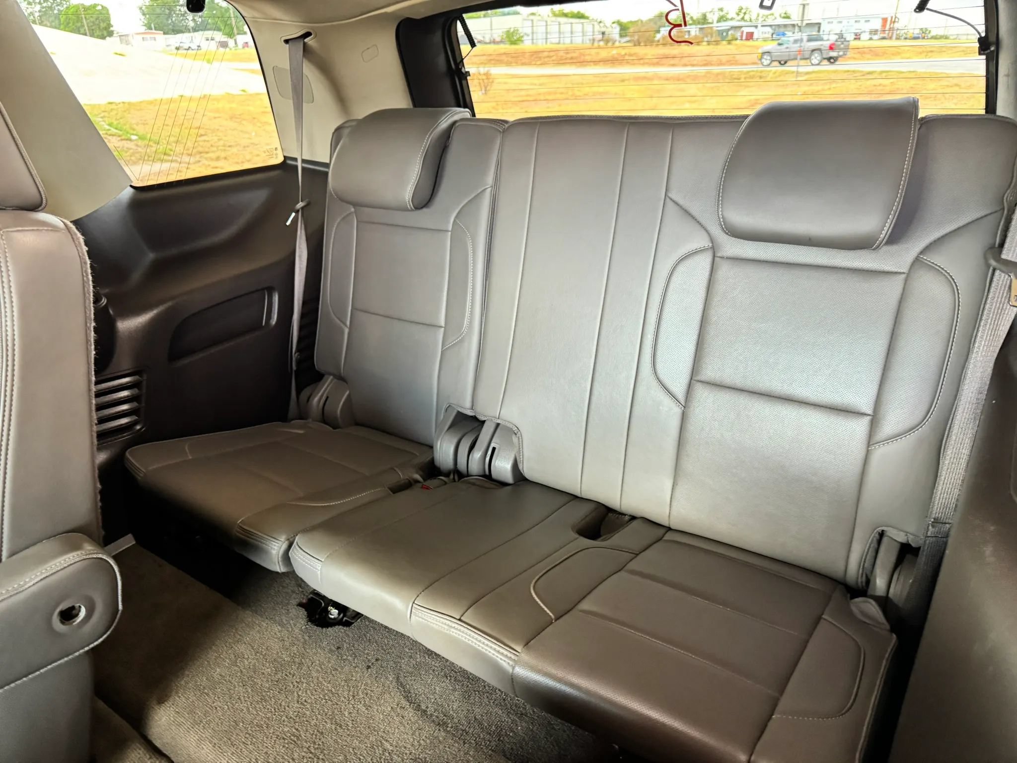 Used 2016 GMC Yukon Denali w/ Open Road Package AWD/4WD image 19