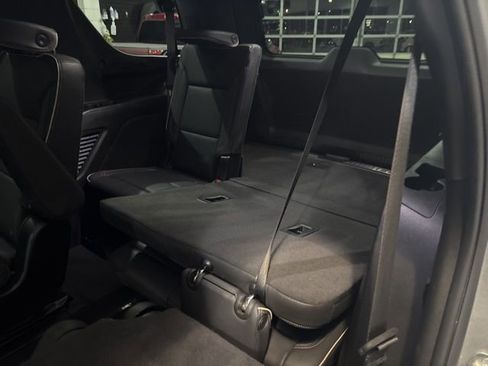 Used 2024 Chevrolet Tahoe Premier image 19