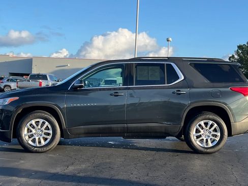 Used 2021 Chevrolet Traverse LT w/ LPO, Cargo Package image 9