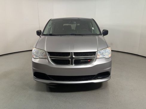 Used 2015 Dodge Grand Caravan American Value Package w/ UConnect Hands-Free Group image 2