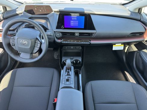 New 2026 Toyota Prius Plug-In Hybrid image 4