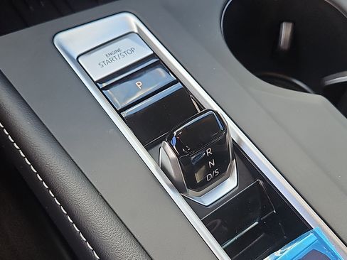 New 2026 Volkswagen Atlas SE image 15