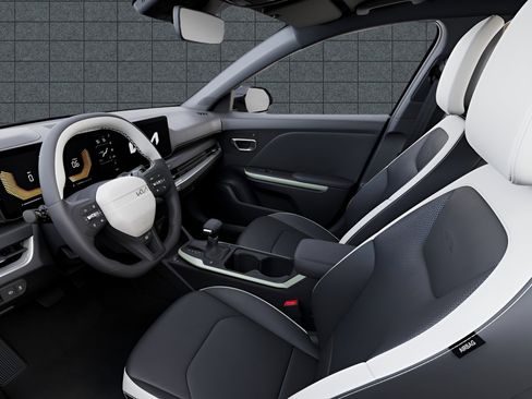 New 2026 Kia K4 GT-Line image 17